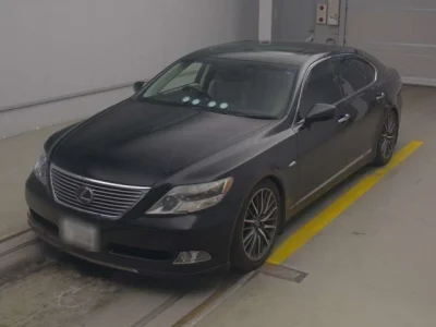 Lexus LS600hL