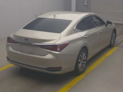 Lexus ES300h