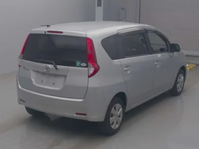 Toyota Passo Sette