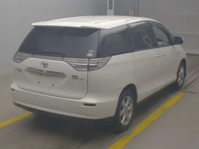 Toyota Estima Hybrid