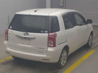Toyota Raum