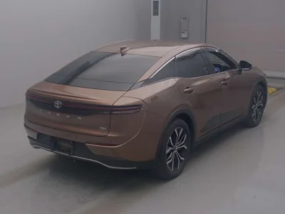 Toyota Crown Crossover