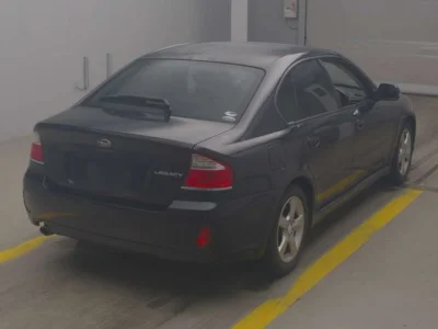 Subaru LEGACY B4
