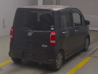 Daihatsu TANTO EXE