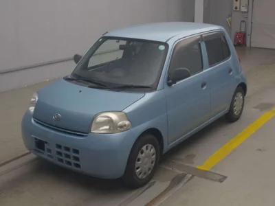 Daihatsu Esse