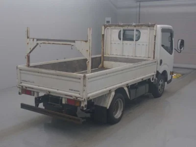 Nissan ATLAS
