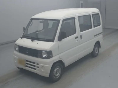 Mitsubishi Minicab Van