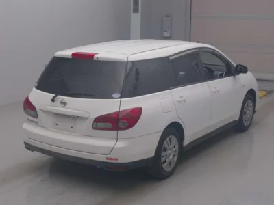 Nissan WINGROAD