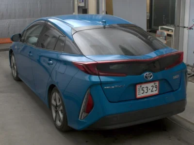 Toyota Prius PHV