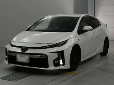 Toyota Prius PHV