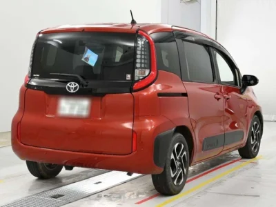 Toyota Sienta