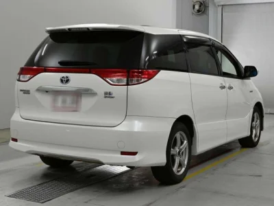 Toyota Estima Hybrid