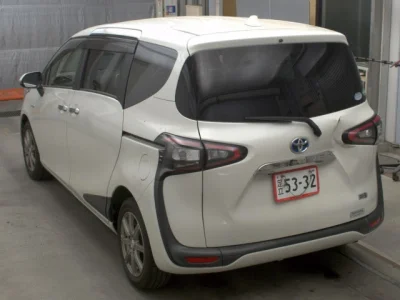 Toyota Sienta