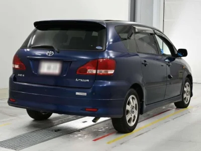 Toyota Ipsum