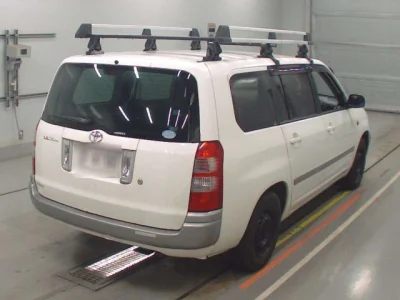Toyota Succeed