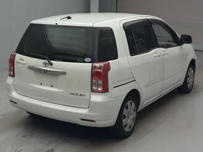 Toyota Raum