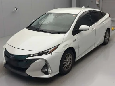 Toyota Prius PHV