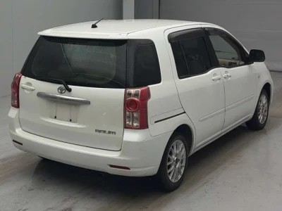 Toyota Raum