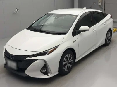 Toyota Prius PHV