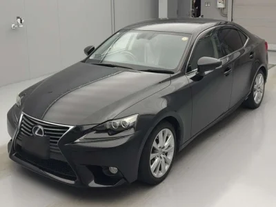 Lexus IS300h