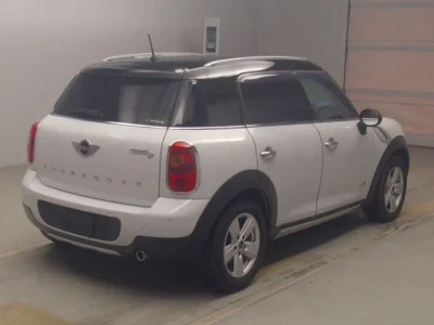 MINI Crossover