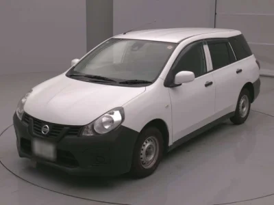 Nissan AD