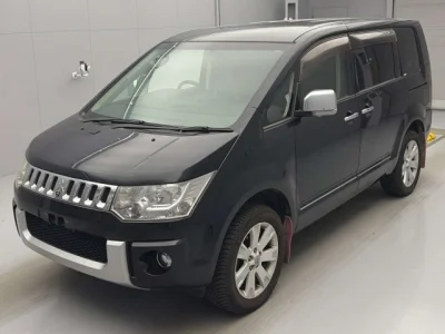 Mitsubishi DELICA D5