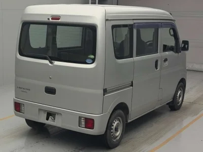 Mitsubishi Minicab Van