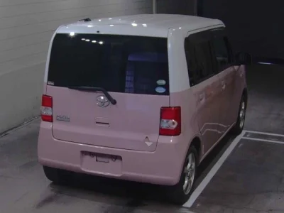 Toyota Pixis Space