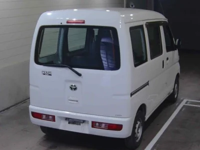 Toyota Pixis Van