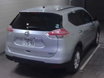 Nissan X-TRAIL