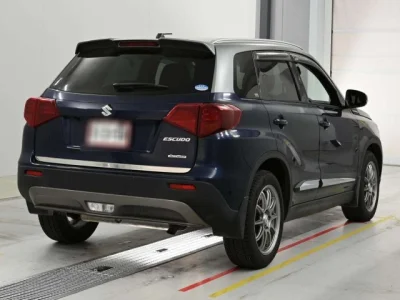 Suzuki Escudo