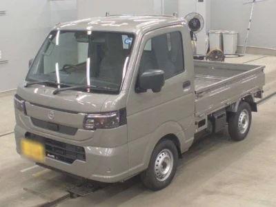 Nissan NT100 Clipper