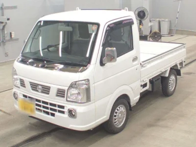 Nissan NT100 Clipper