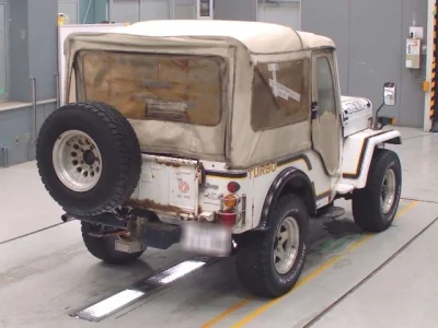 Mitsubishi Jeep
