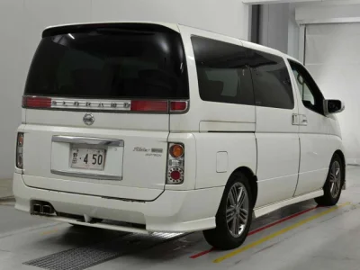 Nissan ELGRAND