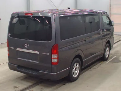 Toyota HiAce Van