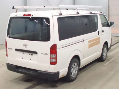 Toyota HiAce Van