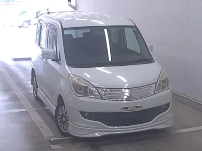 Mitsubishi Delica D:2