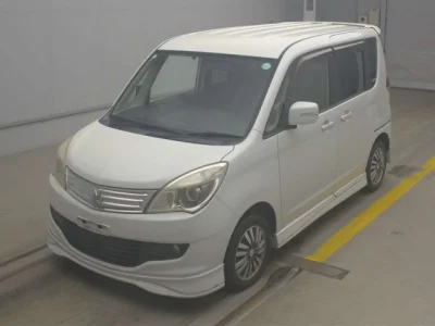 Mitsubishi Delica D:2