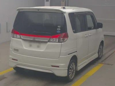 Mitsubishi Delica D:2