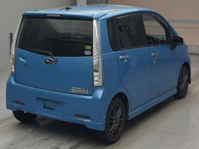 Subaru STELLA