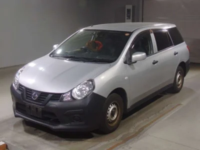 Nissan AD