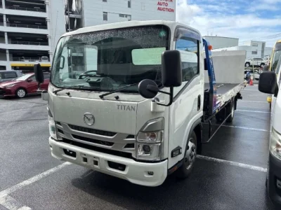 Mazda TITAN