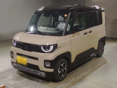 Mitsubishi Delica Mini