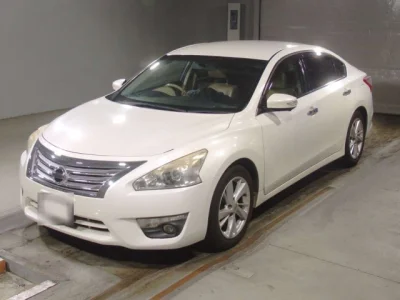 Nissan TEANA