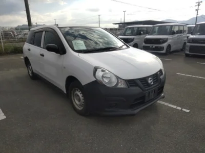 Nissan AD