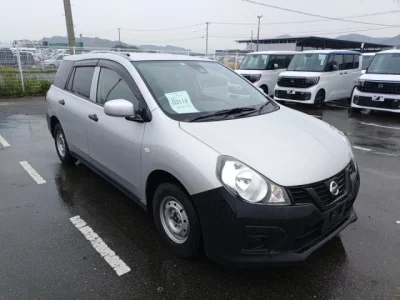 Nissan AD