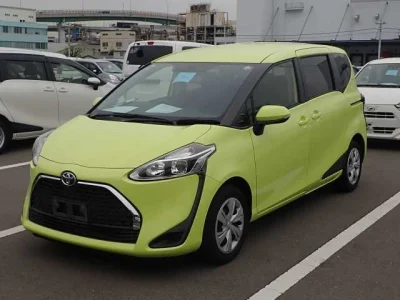 Toyota Sienta