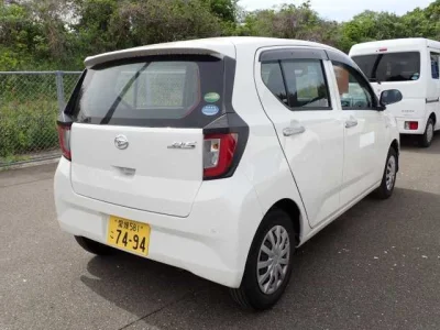 Daihatsu MIRA E S
